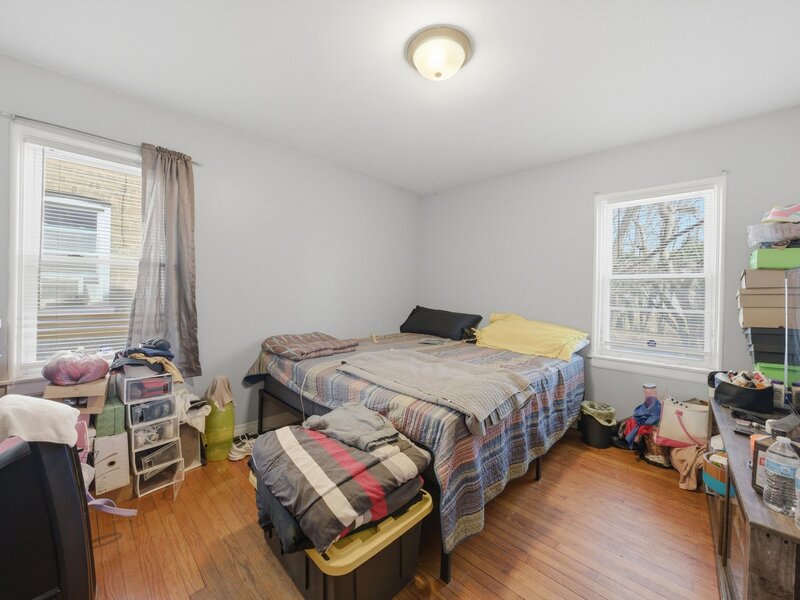 9553 S Greenwood Avenue Chicago IL 60628