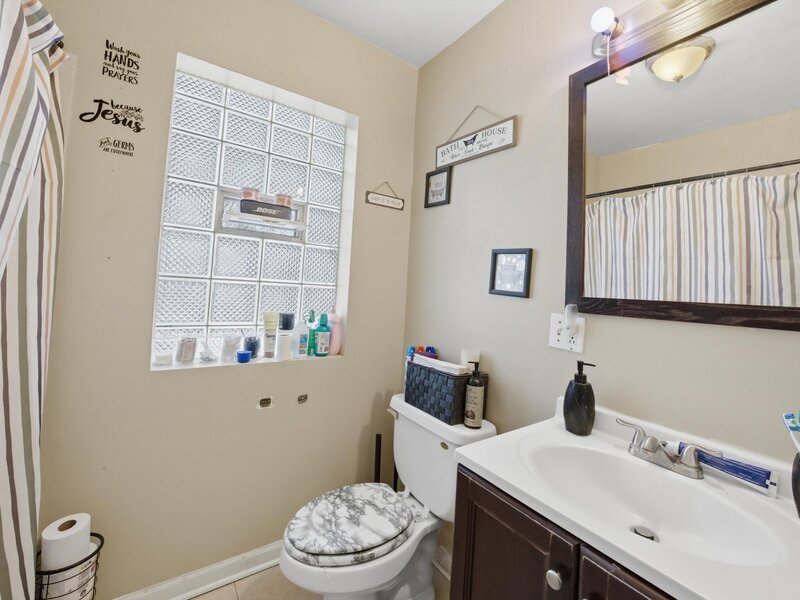 9553 S Greenwood Avenue Chicago IL 60628