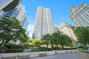 Photo of 405 N Wabash Avenue Chicago IL 60611 Unit 3803