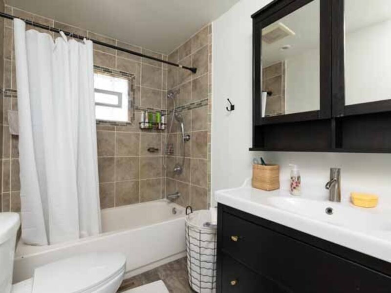 1516 Sunset Drive Schaumburg IL 60193
