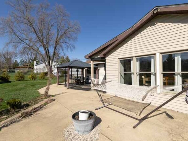 1516 Sunset Drive Schaumburg IL 60193