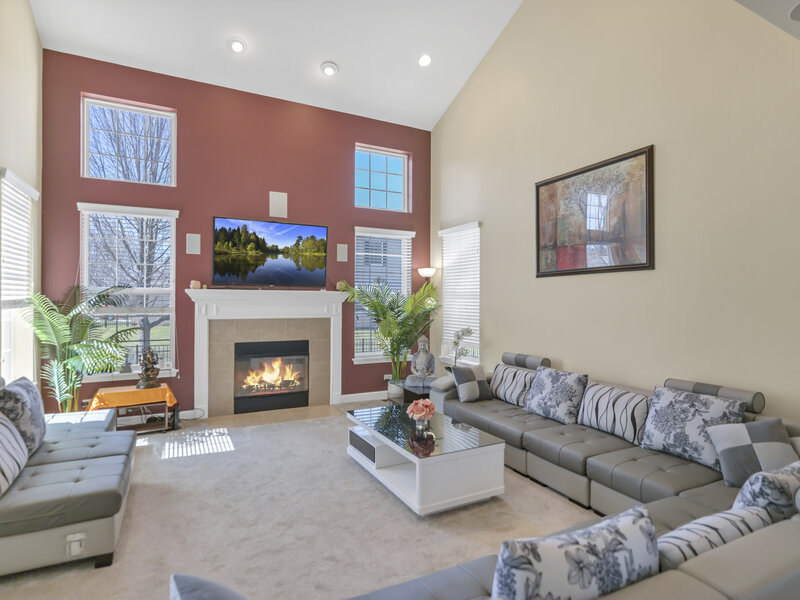 2124 Amelia Lane Hoffman Estates IL 60192