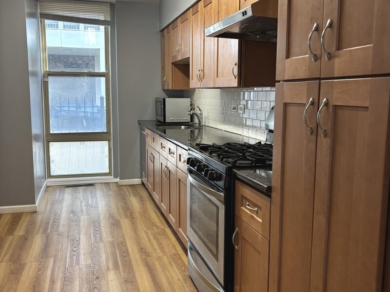 1428 E 55th Street Chicago IL 60615