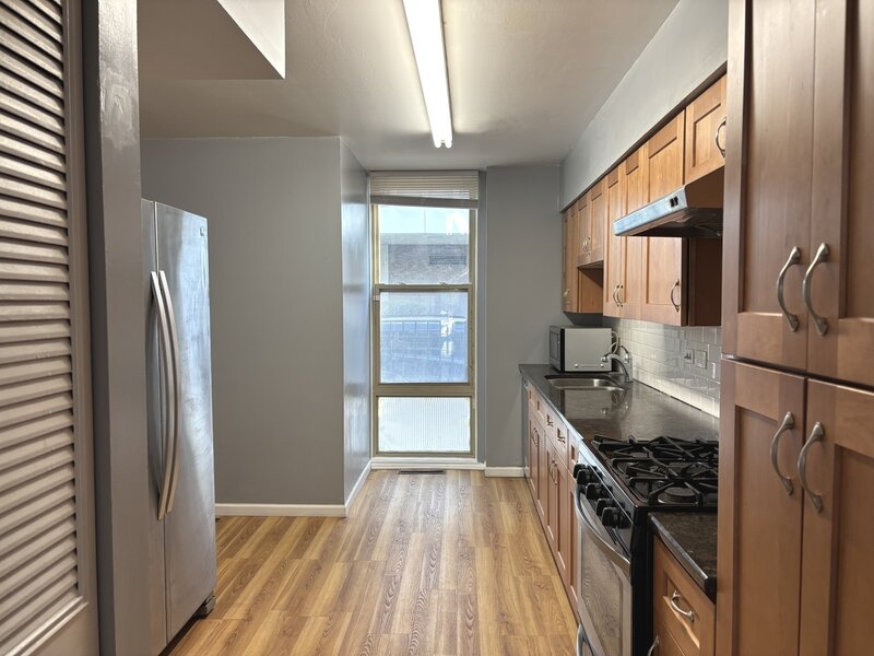 1428 E 55th Street Chicago IL 60615