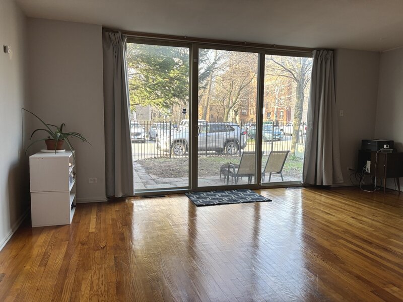 1428 E 55th Street Chicago IL 60615