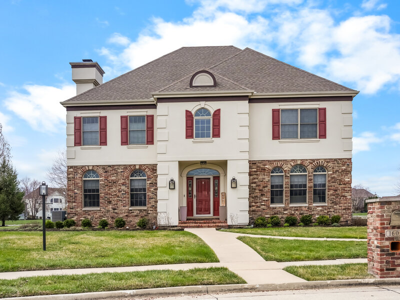 1607 Chestnut Grove Court Champaign IL 61822