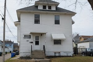 Photo of 239 W Hayes Street Davenport IA 52803