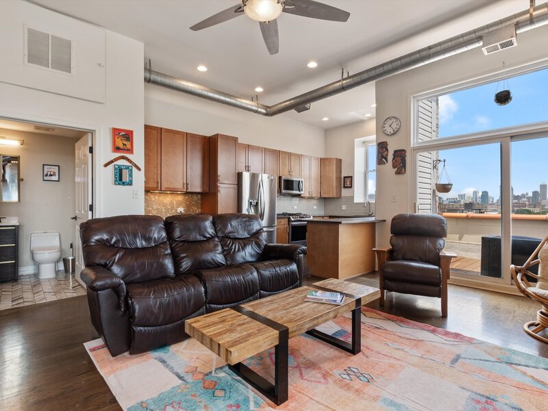 949 N Willard Court Chicago IL 60642