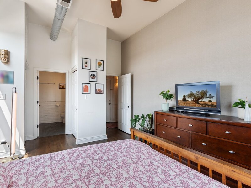 949 N Willard Court Chicago IL 60642