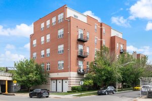 Photo of 949 N Willard Court Chicago IL 60642 Unit 504