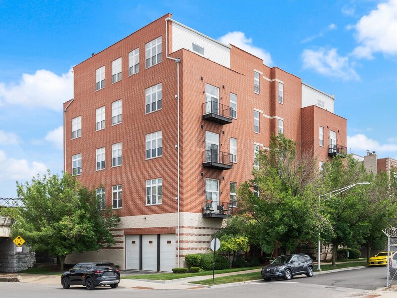 949 N Willard Court Chicago IL 60642