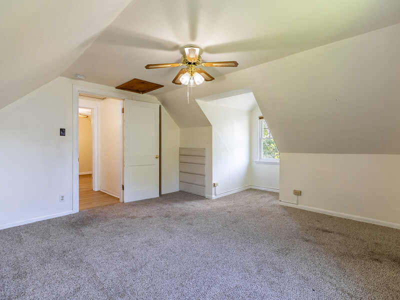 17633 Roy Street Lansing IL 60438