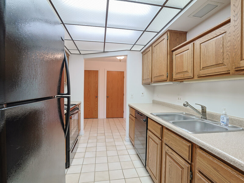 200 Red Top Drive Libertyville IL 60048