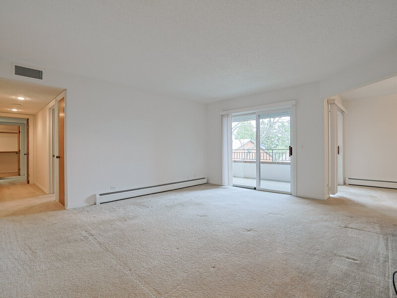 200 Red Top Drive Libertyville IL 60048
