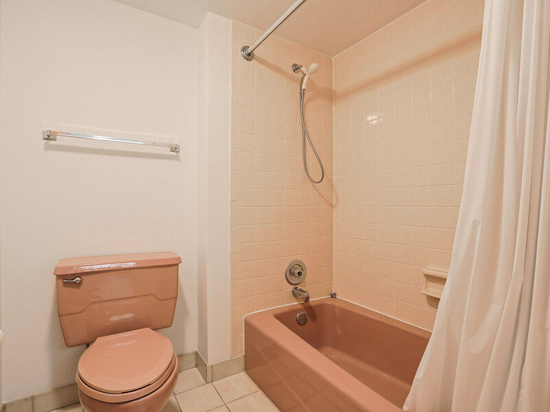 200 Red Top Drive Libertyville IL 60048