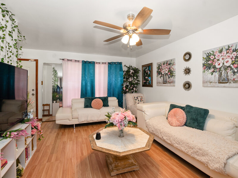 928 E 153rd Street Phoenix IL 60426