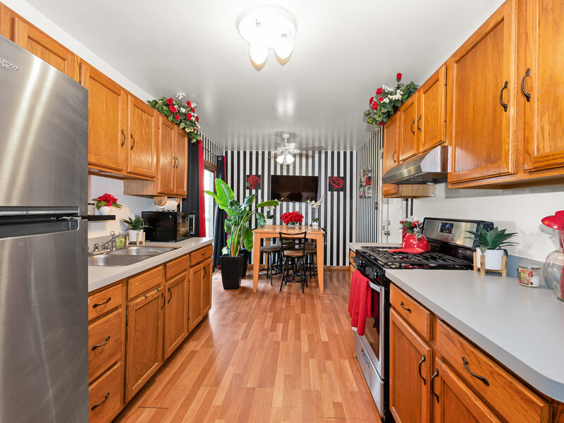 928 E 153rd Street Phoenix IL 60426