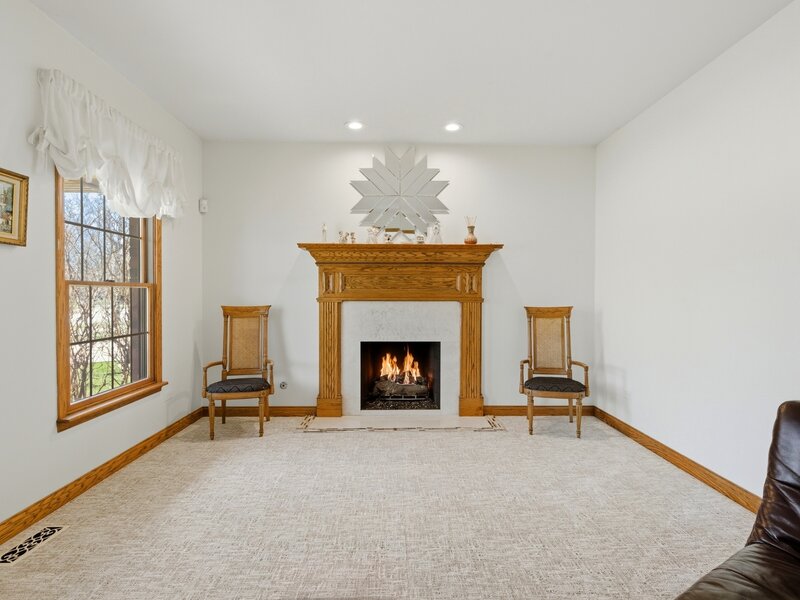 8304 Queen Victoria Lane Tinley Park IL 60477