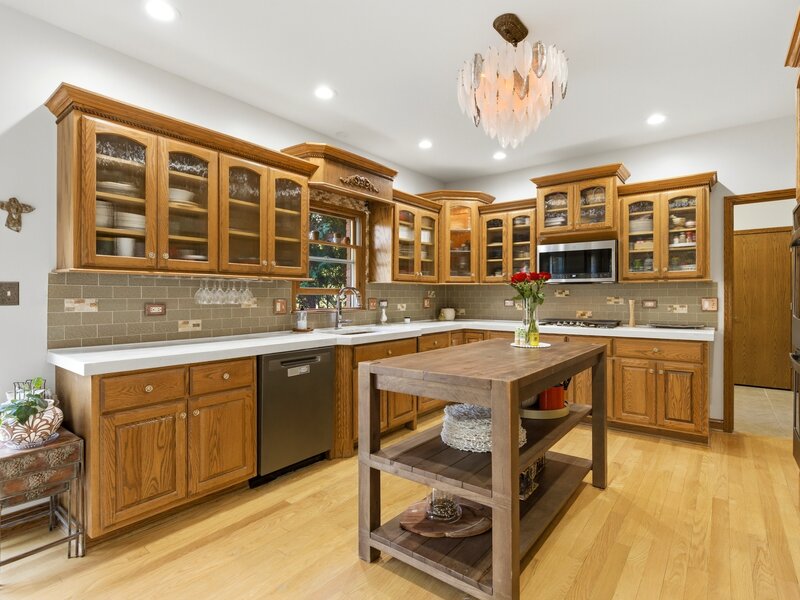 8304 Queen Victoria Lane Tinley Park IL 60477