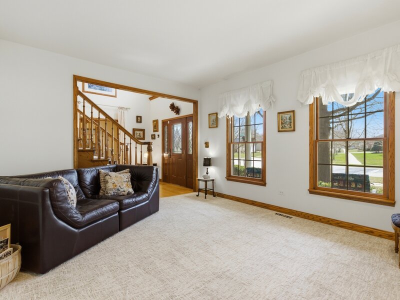 8304 Queen Victoria Lane Tinley Park IL 60477