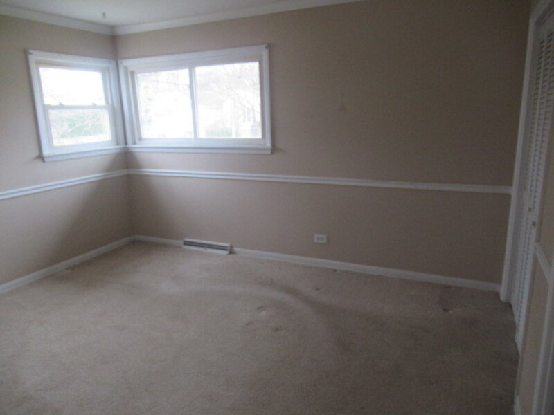1004 Jenkisson Avenue Lake Bluff IL 60044