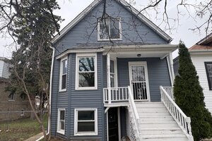Photo of 1336 Grove Avenue Berwyn IL 60402
