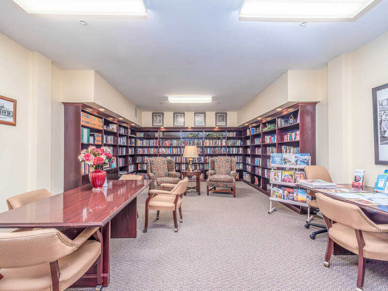 801 N Mclean Boulevard Elgin IL 60123