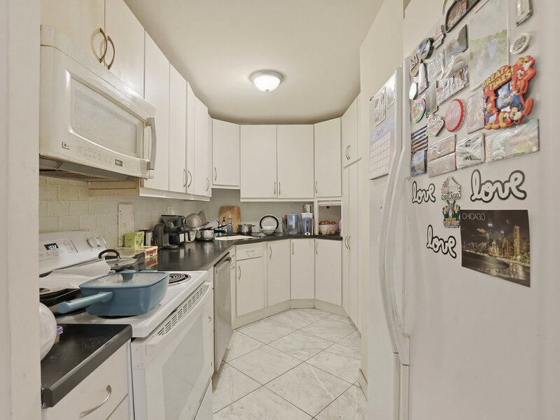 5701 N Sheridan Road Chicago IL 60660