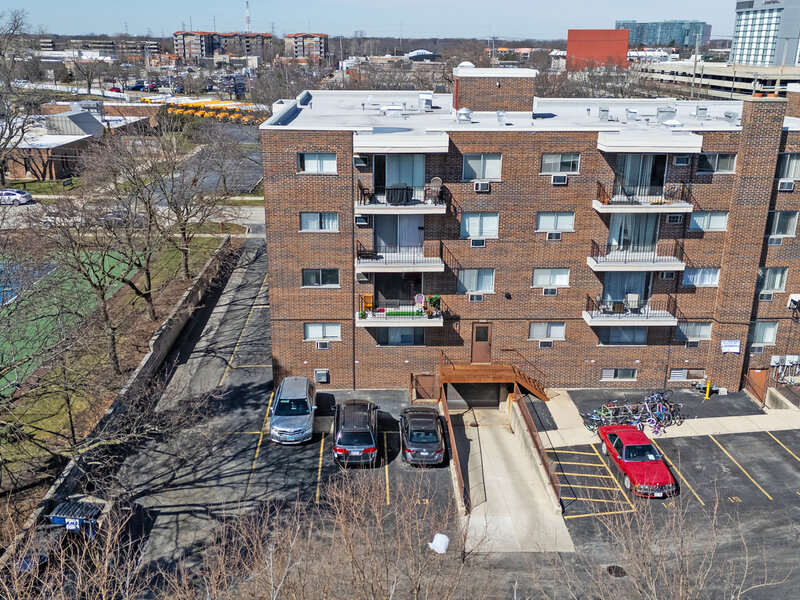 9445 Kenton Avenue Skokie IL 60076
