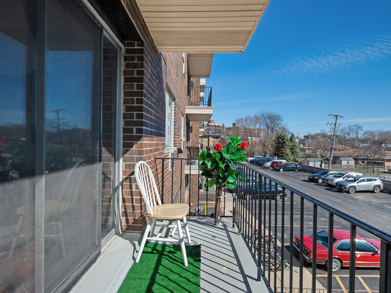 9445 Kenton Avenue Skokie IL 60076
