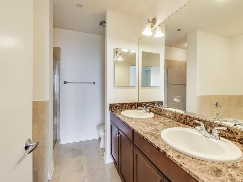 1211 S Prairie Avenue Chicago IL 60605