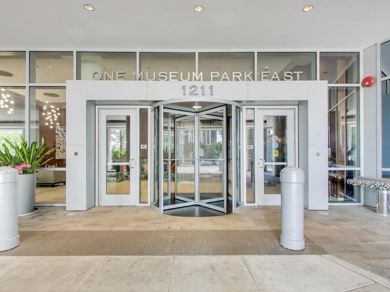 1211 S Prairie Avenue Chicago IL 60605
