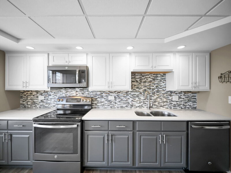 1389 Perry Street Des Plaines IL 60016