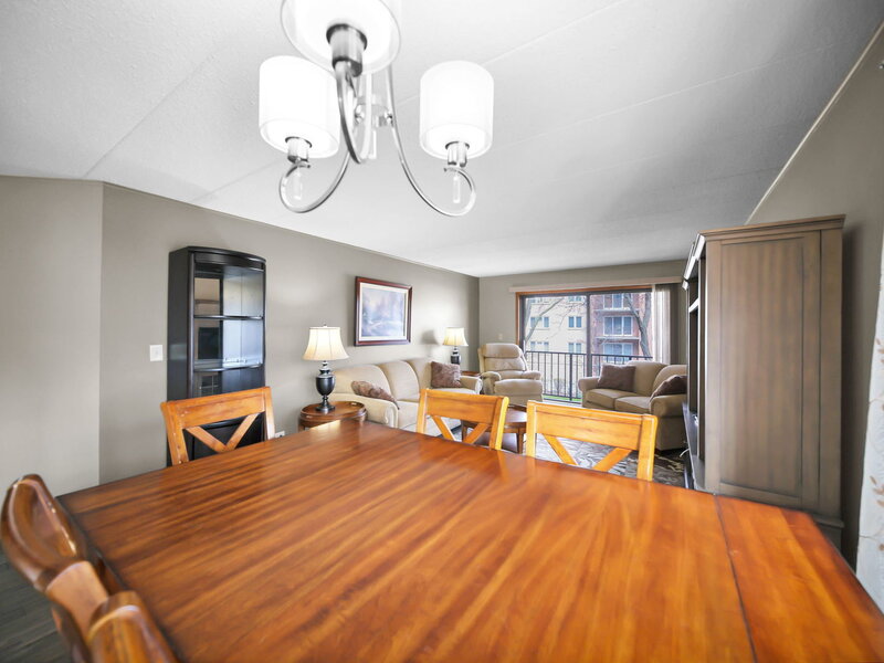 1389 Perry Street Des Plaines IL 60016
