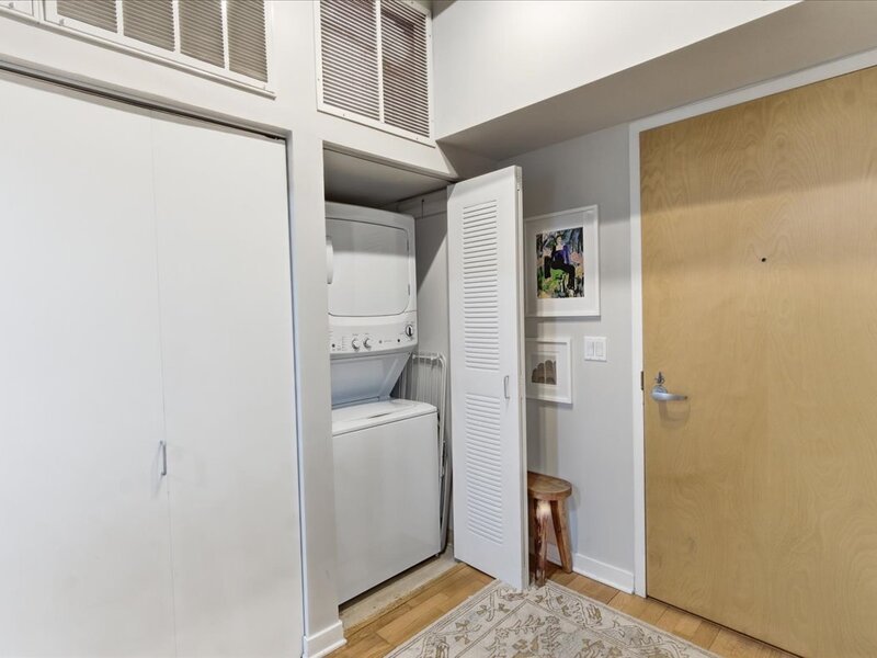 1000 N Kingsbury Street Chicago IL 60610