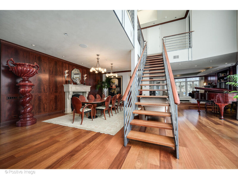 1811 N Howe Street Chicago IL 60614
