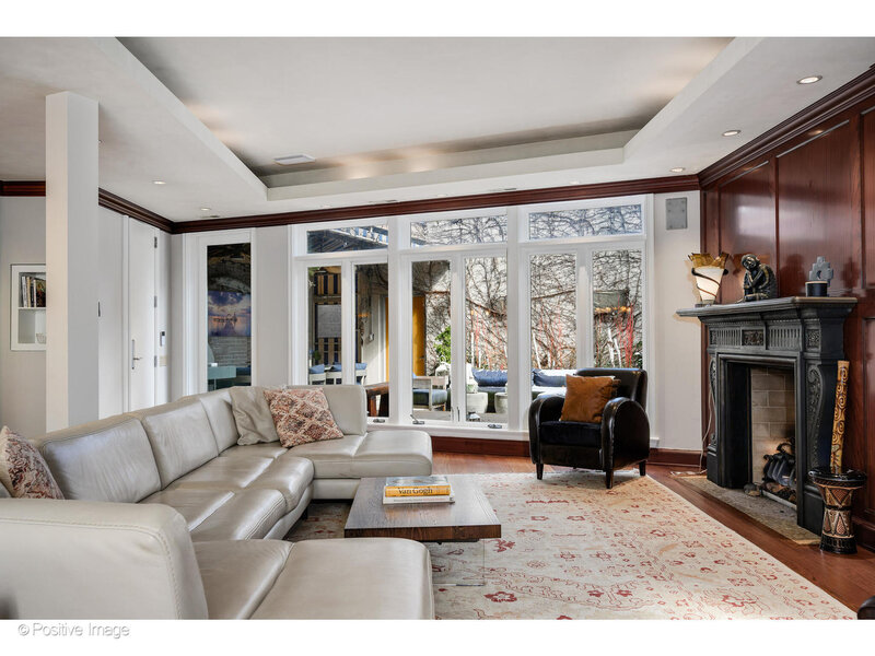 1811 N Howe Street Chicago IL 60614