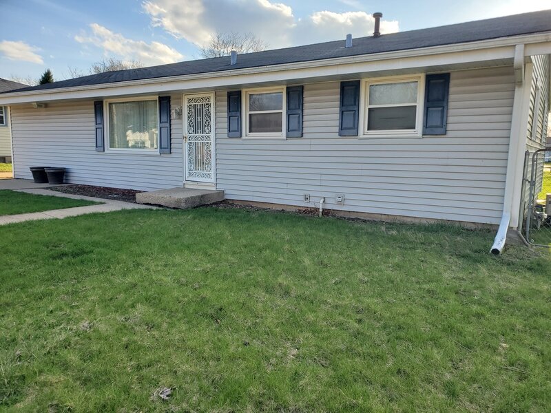 524 Chisholm Trail Rockford IL 61101