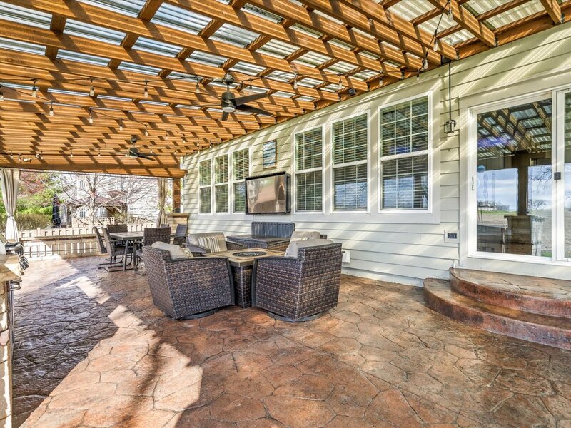 342 Comstock Drive Elgin IL 60124