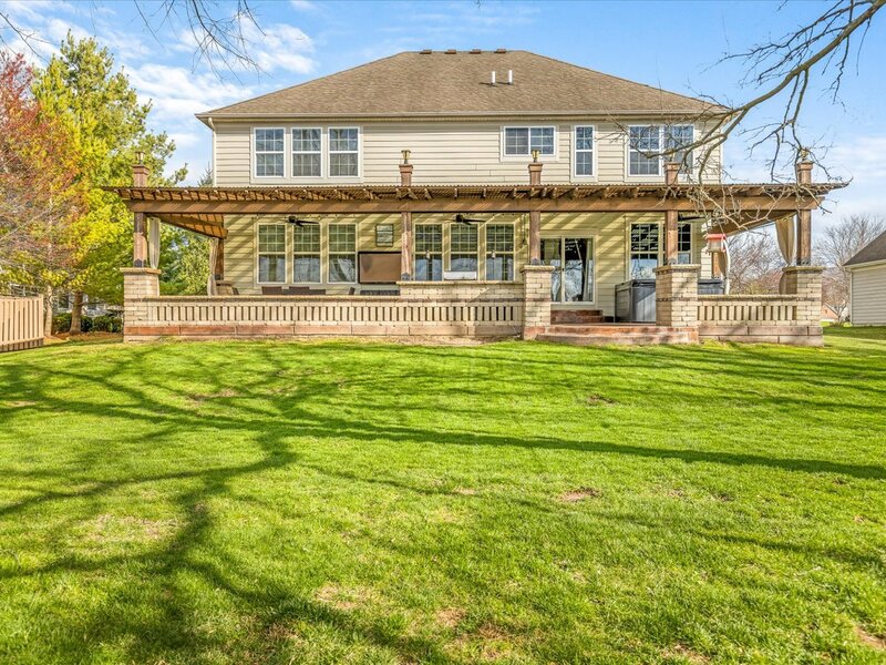 342 Comstock Drive Elgin IL 60124