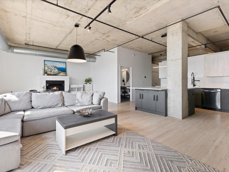 6 S Laflin Street Chicago IL 60607