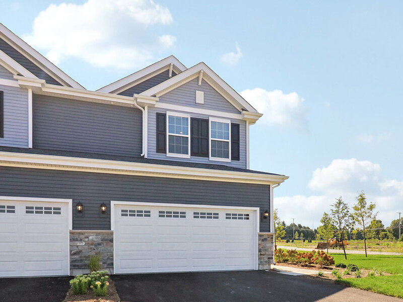 1752 Stable Lane Aurora IL 60503