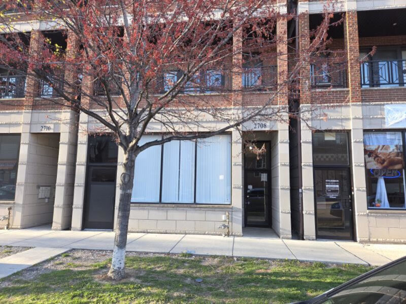2708 W Chicago Avenue Chicago IL 60622