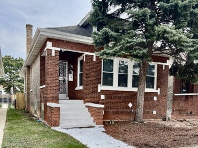 8445 S May Street Chicago IL 60620