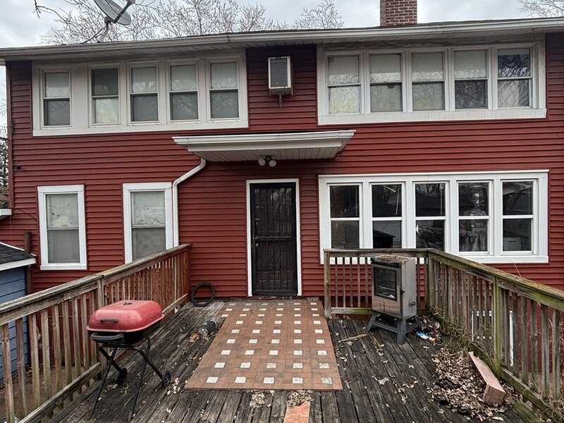 1906 S 7th Avenue Maywood IL 60153
