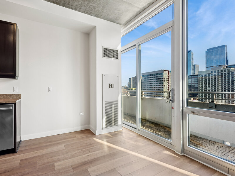 737 W Washington Boulevard Chicago IL 60661