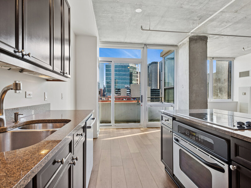 737 W Washington Boulevard Chicago IL 60661