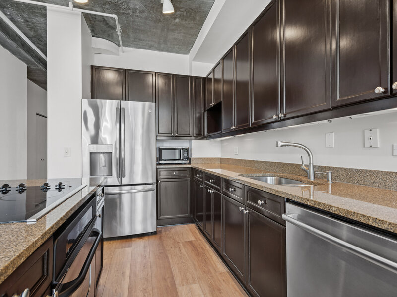 737 W Washington Boulevard Chicago IL 60661