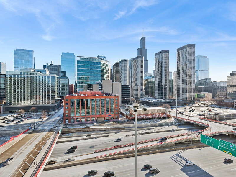 737 W Washington Boulevard Chicago IL 60661
