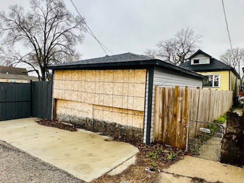 7149 S Honore Street Chicago IL 60636
